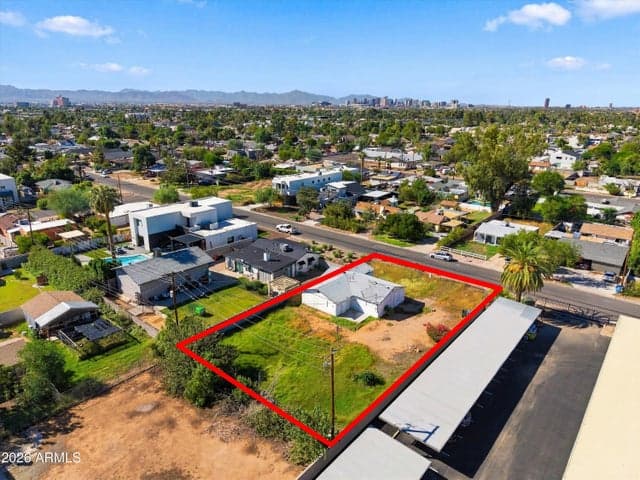 2821 N 29th Place, Phoenix, AZ
