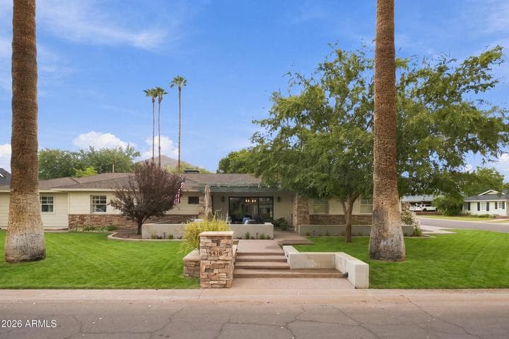 5416 E CALLE VENTURA --, Phoenix, AZ