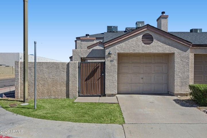 16645 N 32ND Place #105, Phoenix, AZ