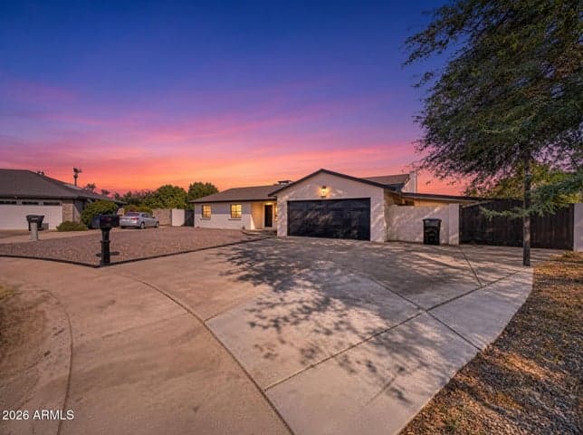 12615 N 49TH Avenue, Glendale, AZ