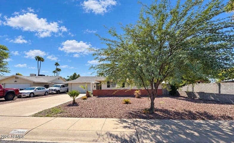 3411 W REDFIELD Road, Phoenix, AZ