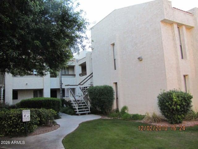 3119 W COCHIDE Drive #208, Phoenix, AZ