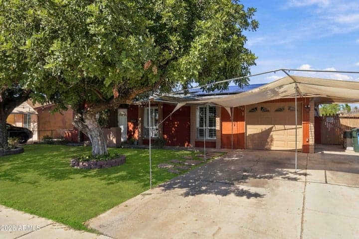8318 W TURNEY Avenue, Phoenix, AZ