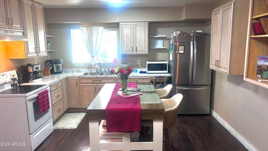 5612 W WILSHIRE Drive, Phoenix, AZ