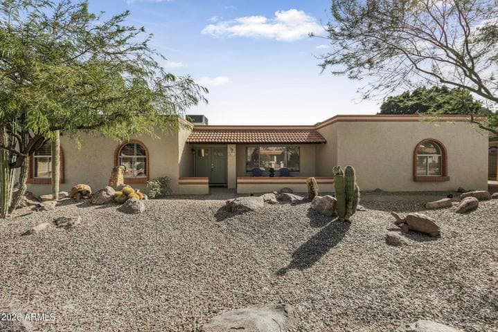 9601 N 35TH Place, Phoenix, AZ