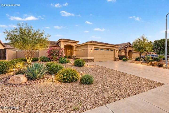 1713 E DESERT Lane, Phoenix, AZ