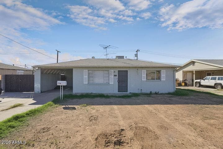 11117 W Florida Avenue, Youngtown, AZ