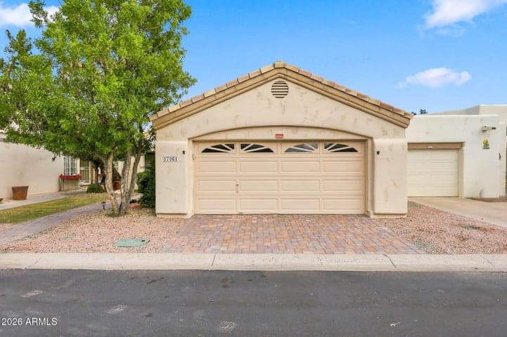 17061 N MOCCASIN Trail, Surprise, AZ