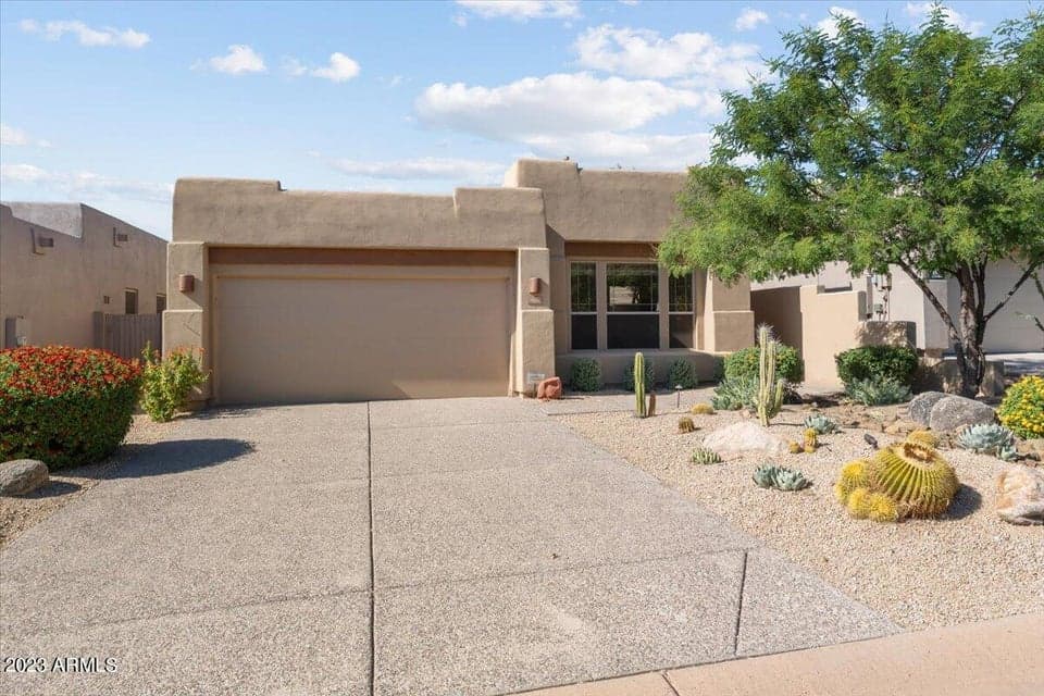 9670 E CHUCKWAGON Lane, Scottsdale, AZ 85262 — photo 1 of 42
