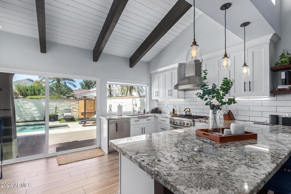 5514 N 71ST Street, Paradise Valley, AZ 85253 — photo 1 of 24
