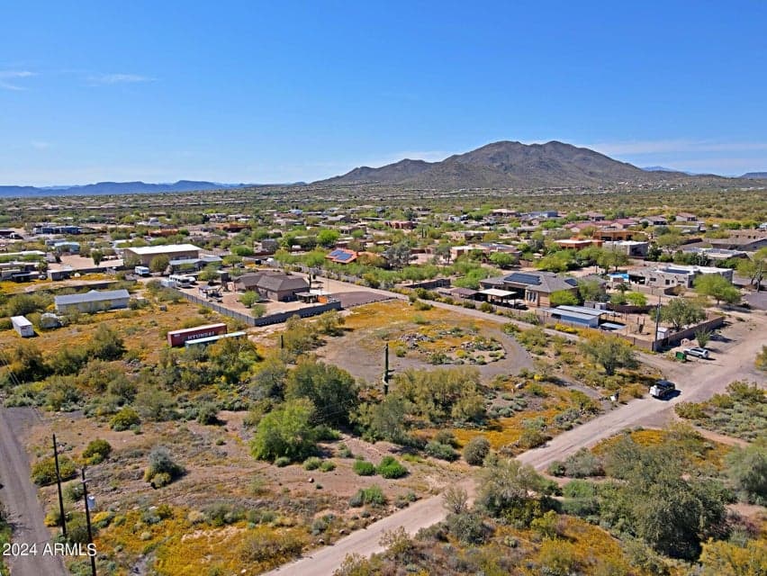2 acres N CENTRAL Avenue 1,2, Phoenix, AZ 85086 — photo 1 of 15