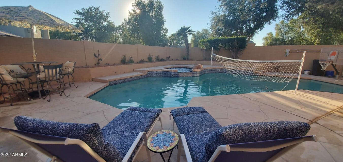 1345 W LOBSTER TRAP Drive, Gilbert, AZ 85233 — photo 1 of 40