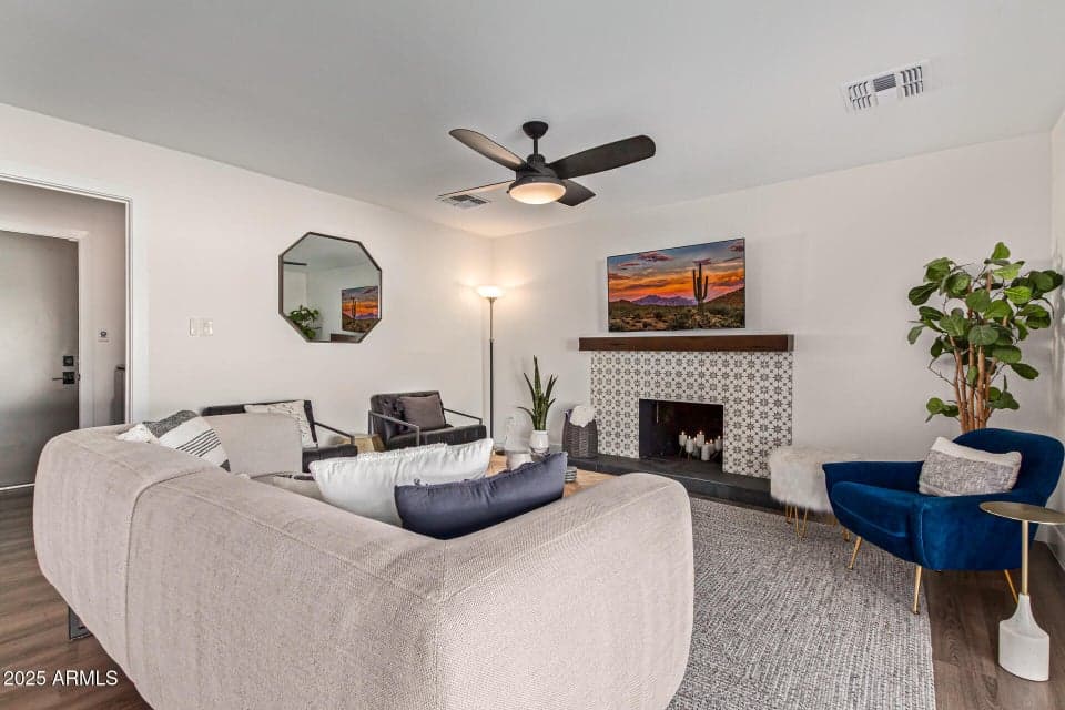 5202 E KAREN Drive, Scottsdale, AZ 85254 — photo 1 of 33