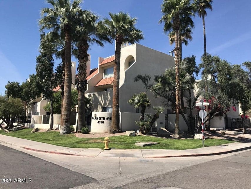 4330 N 5TH Avenue 209, Phoenix, AZ 85013 — photo 1 of 46