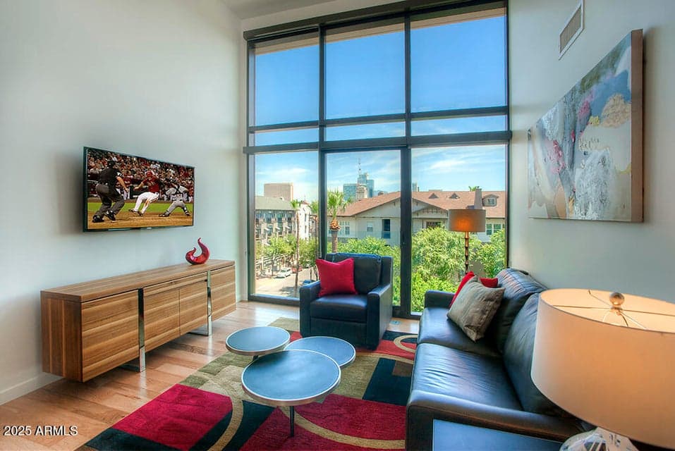 100 W PORTLAND Street 506, Phoenix, AZ 85003 — photo 1 of 26
