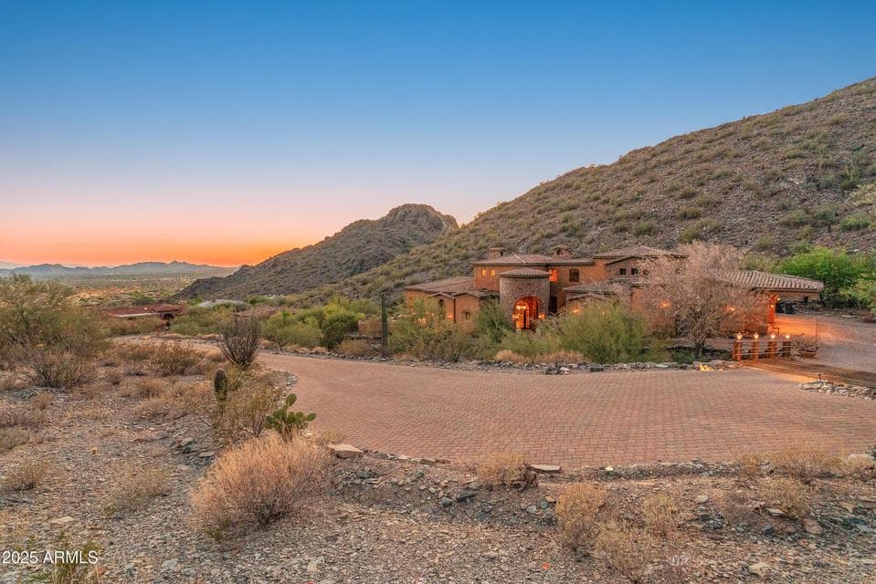 11550 E Paradise Lane, Scottsdale, AZ 85255 — photo 1 of 52