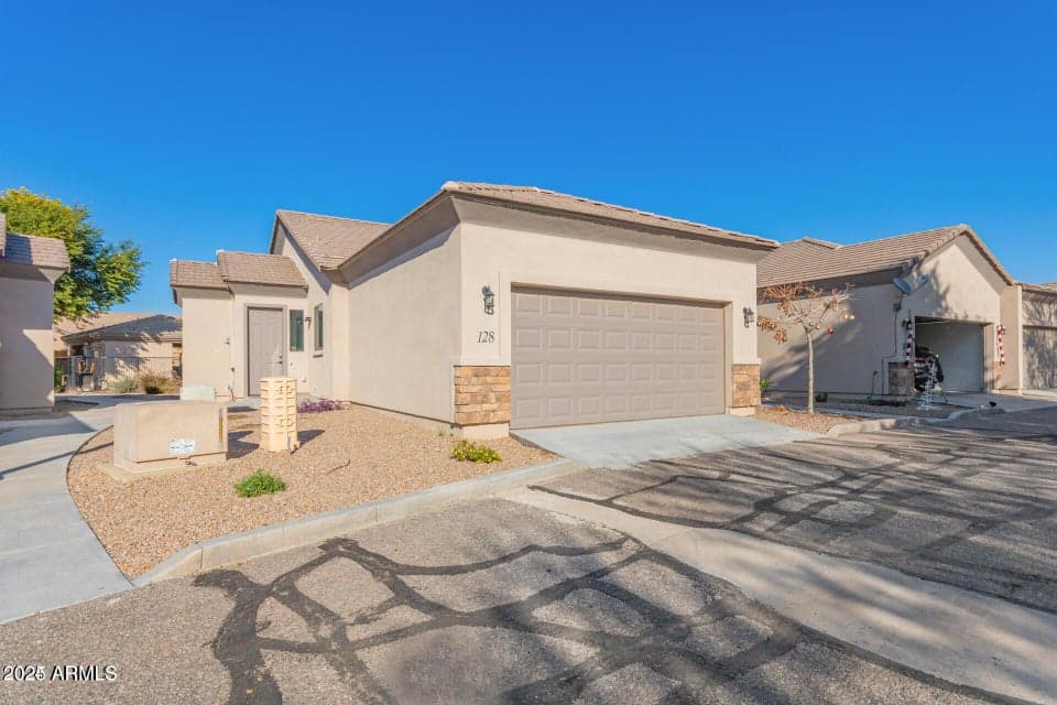 846 N Pueblo Drive Apt 128, Casa Grande, AZ 85122 — photo 1 of 24