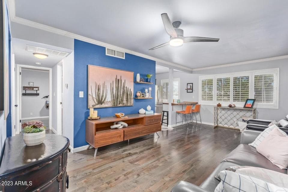 2532 W berridge Lane e204, Phoenix, AZ 85017 — photo 1 of 17