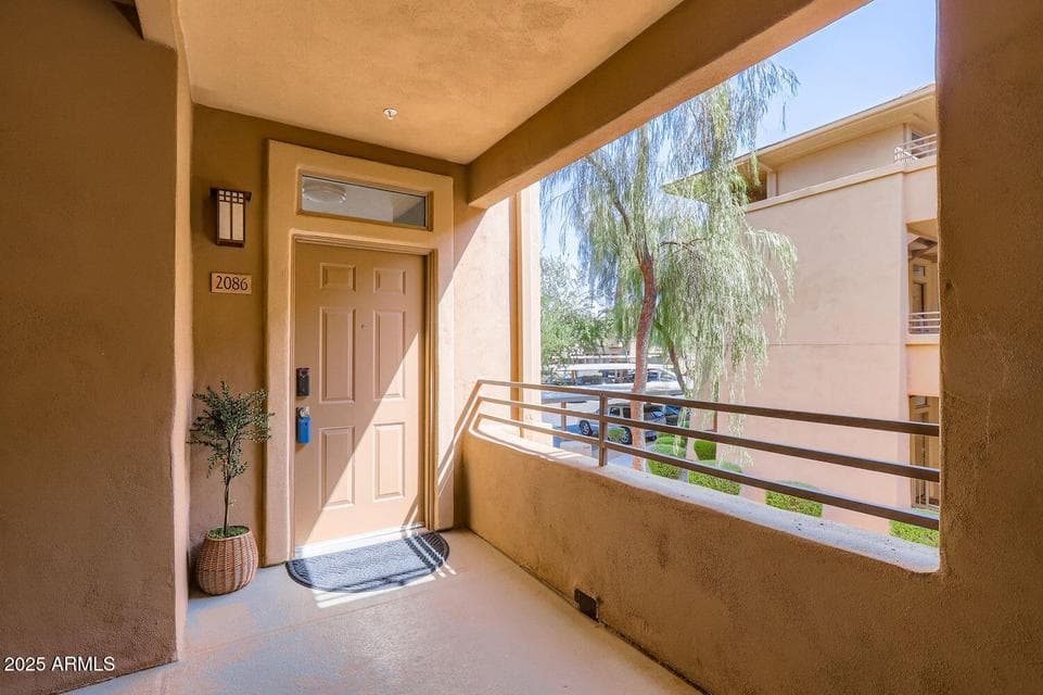 20100 N 78TH Place 2086, Scottsdale, AZ 85255 — photo 1 of 11