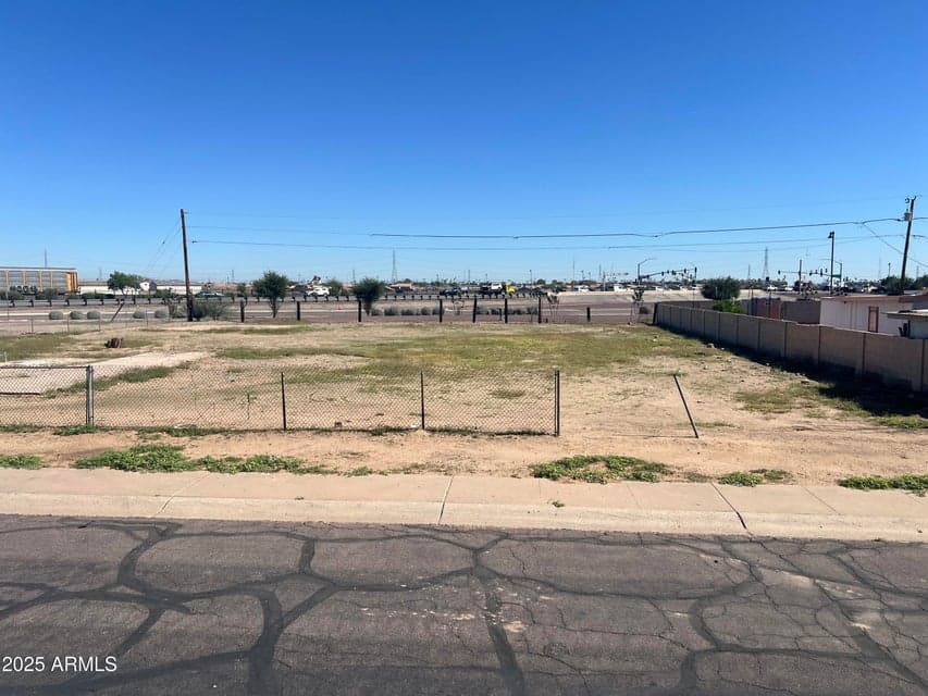 14009 N EL FRIO Street 13, El Mirage, AZ 85335 — photo 1 of 9