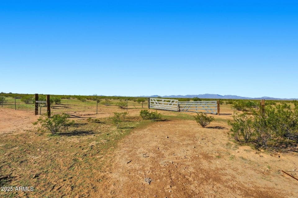 0 W CLARENDON 115, Tonopah, AZ 85354 — photo 1 of 24