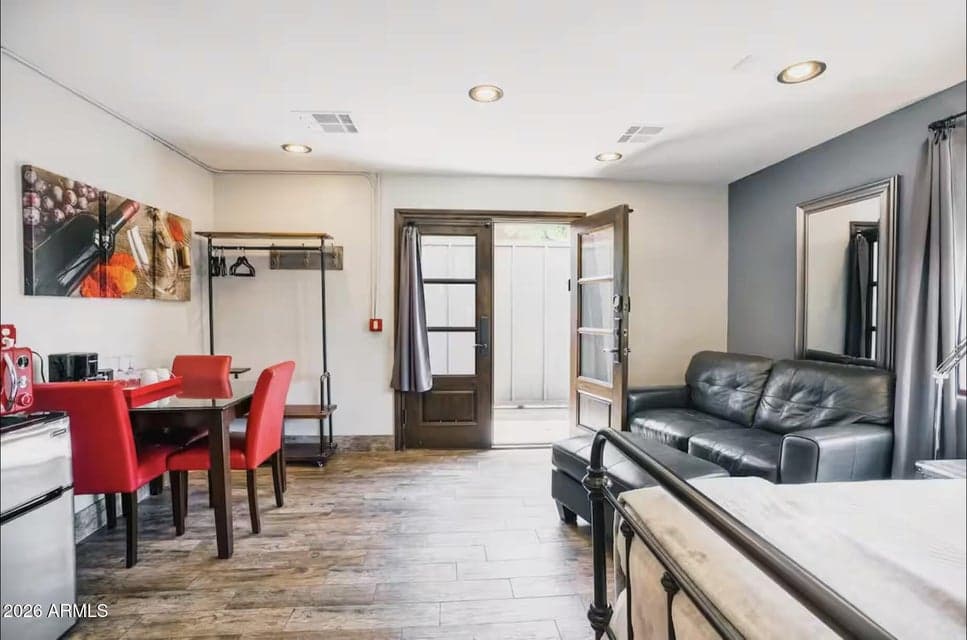 6951 E 1st Street 4, Scottsdale, AZ 85251 — photo 1 of 9