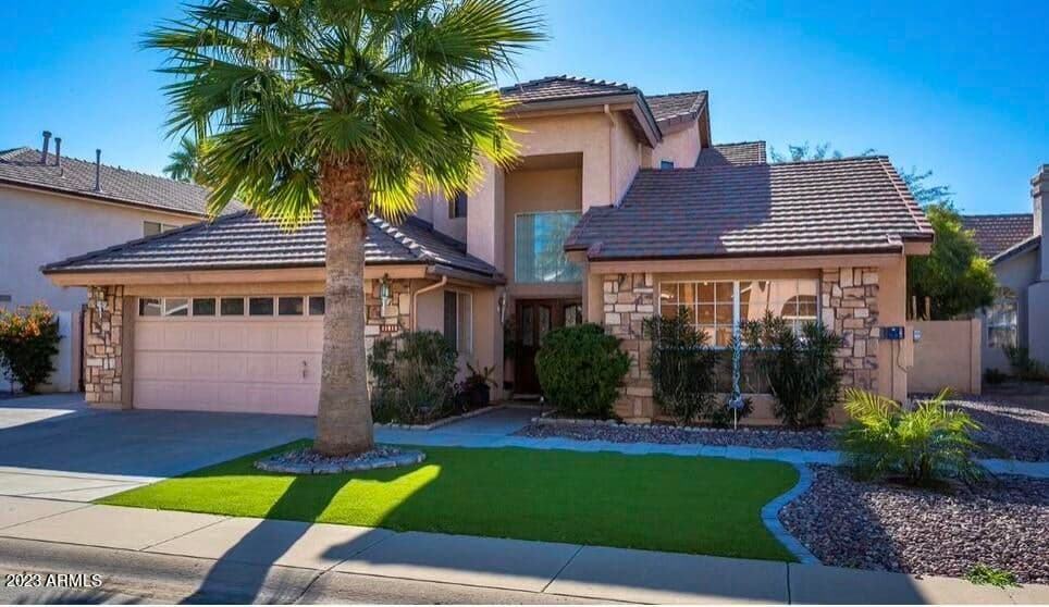 11015 W Laurelwood Lane, Avondale, AZ 85392 — photo 1 of 50