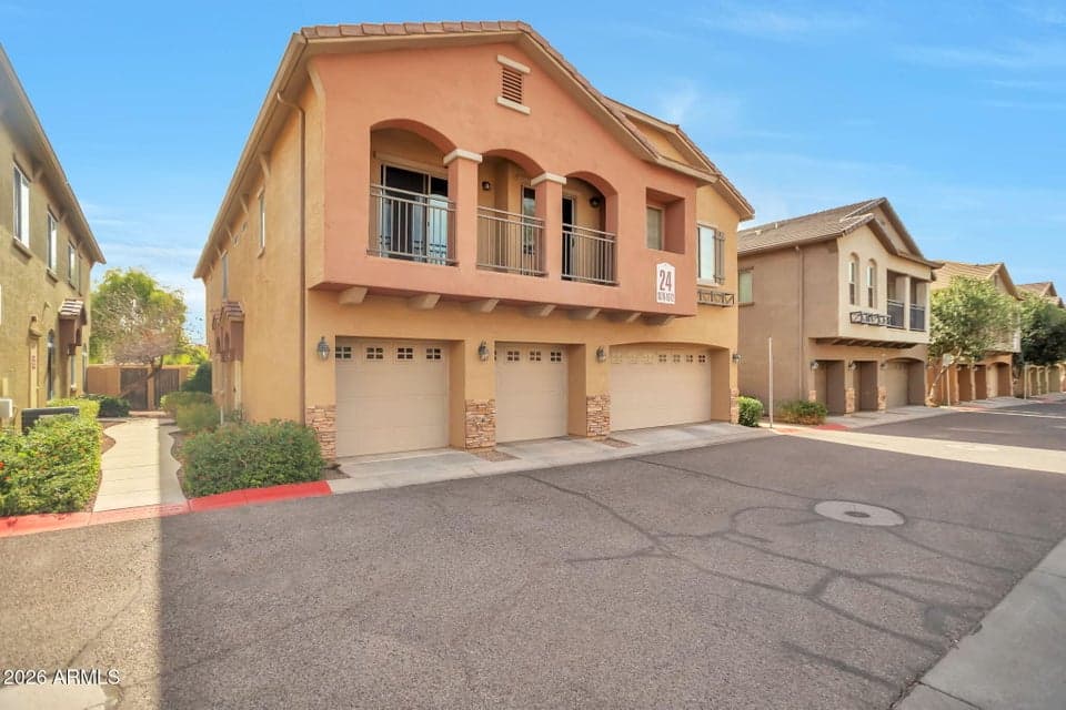 18250 N 32ND Street 1070, Phoenix, AZ 85032 — photo 1 of 25