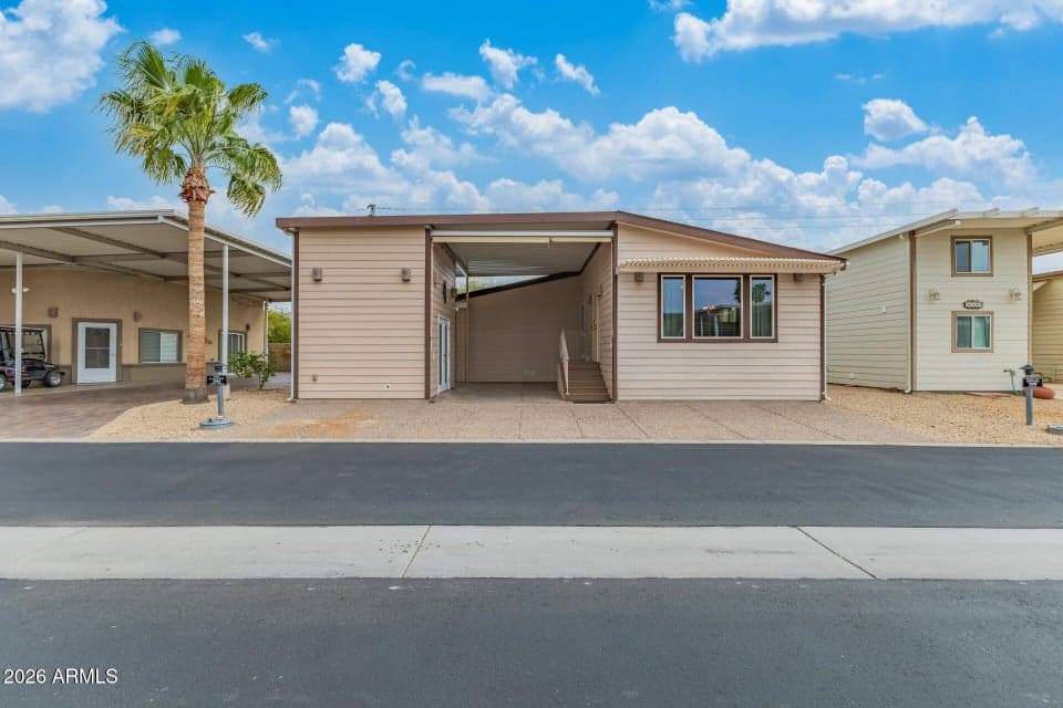17200 W BELL Road 1048, Surprise, AZ 85374 — photo 1 of 35