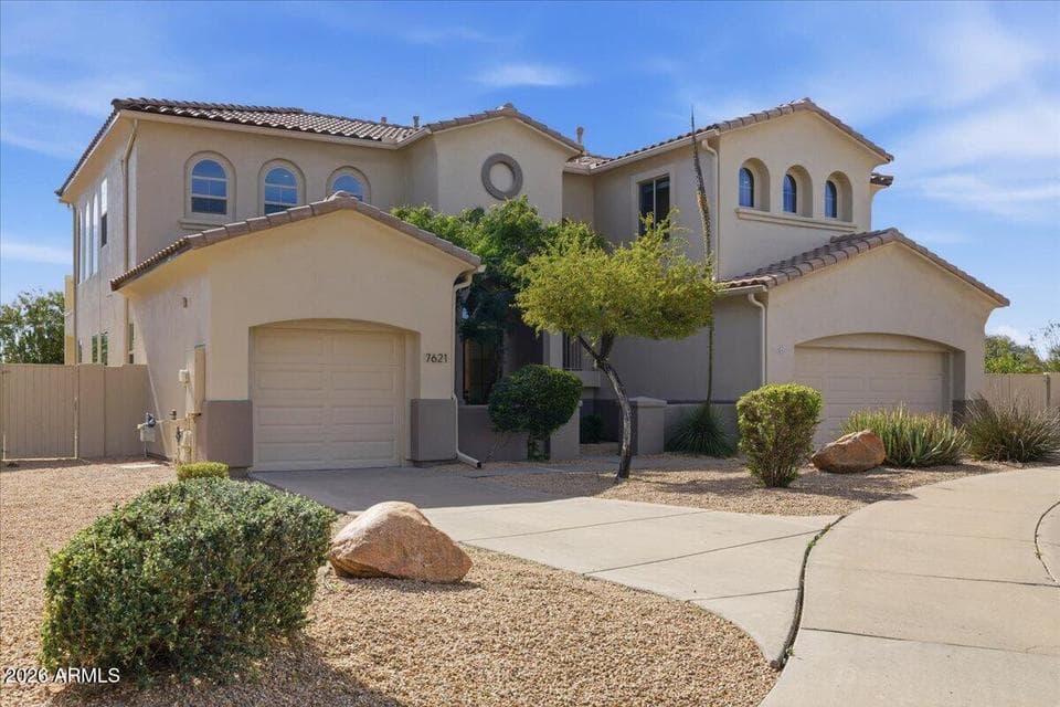 Sonoran Hills - Next to top rated Pinnacle Peak Preparatory School K-8