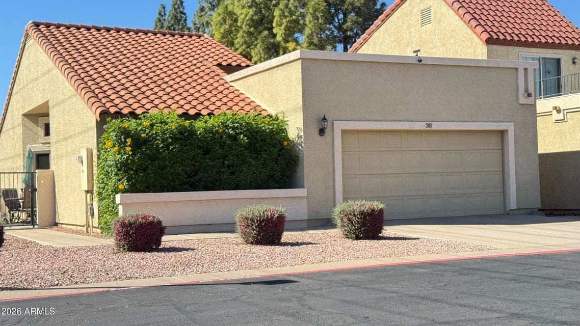 Corner lot