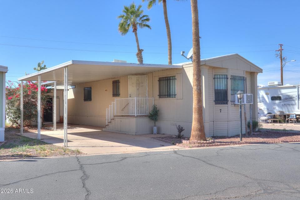 120 W O'Neil Drive 7, Casa Grande, AZ 85122 — photo 1 of 33