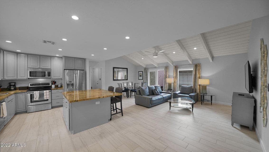 Unit AV 89 2 bed 2 bath Open with lots of Natural Light. 2 Car Garage, 2 Patios, private BBQ grill