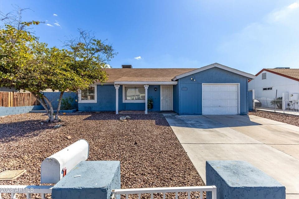 4537 N 79TH Avenue, Phoenix, AZ 85033 — photo 1 of 30