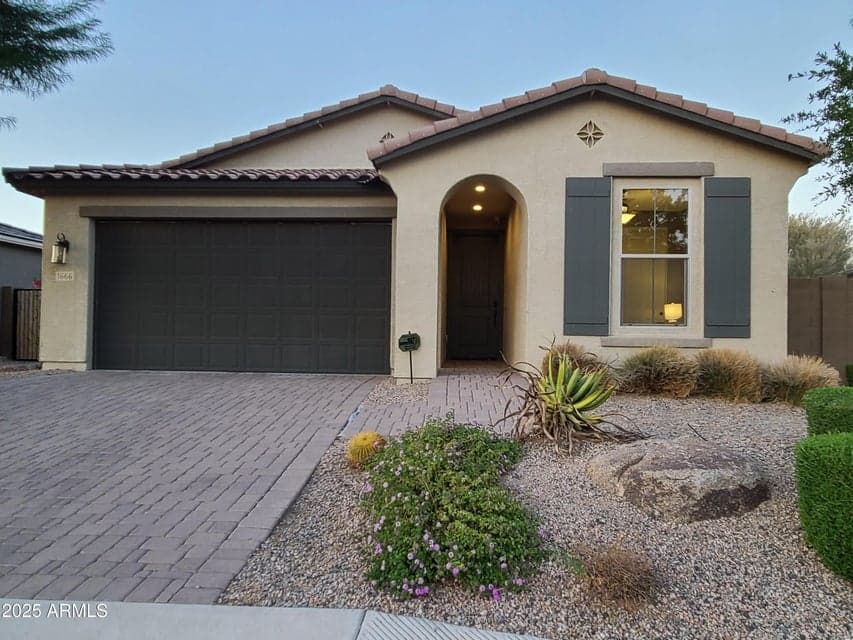 1666 E Lee Drive, Casa Grande, AZ 85122 — photo 1 of 30