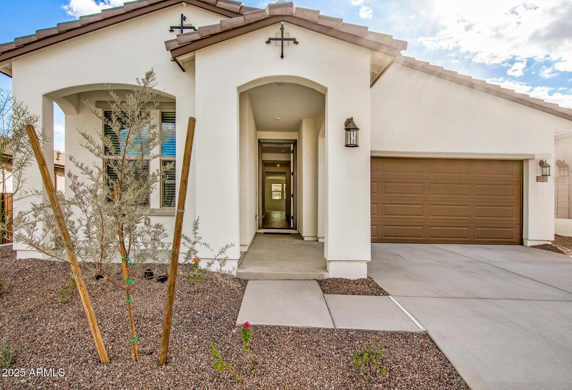 21301 W Roanoke Avenue, Buckeye, AZ 85396 — photo 1 of 45