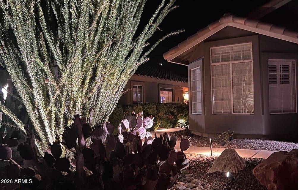 4052 E CHAPAROSA Way, Cave Creek, AZ 85331 — photo 1 of 24