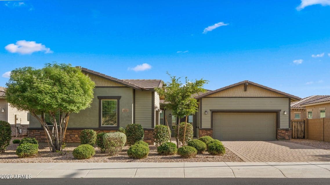 9291 W PLUM Road, Peoria, AZ 85383 — photo 1 of 65