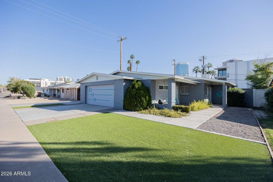 3137 N 4th Avenue, Phoenix, AZ 85013 — photo 1 of 36