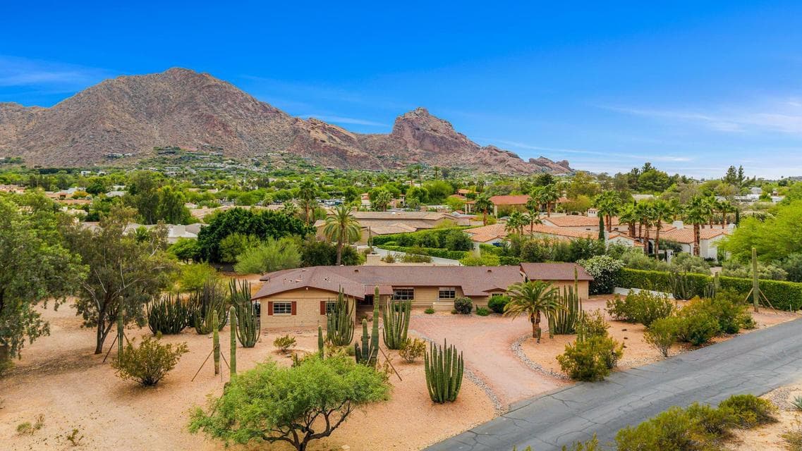 5901 E Cactus Wren Road, Paradise Valley, AZ 85253 — photo 1 of 23