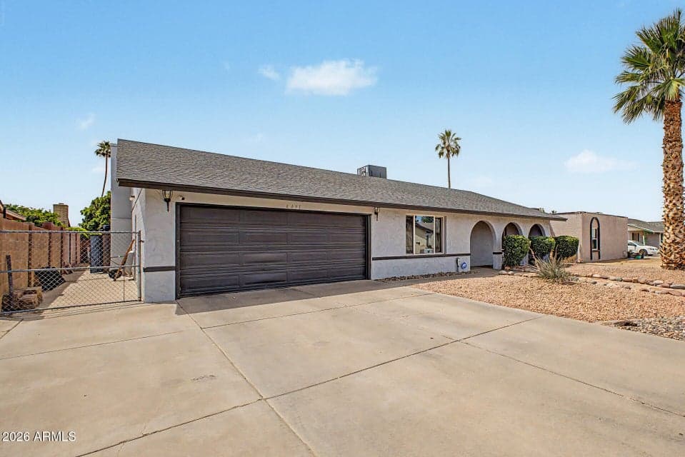 4431 W GARDEN Drive, Glendale, AZ 85304 — photo 1 of 29