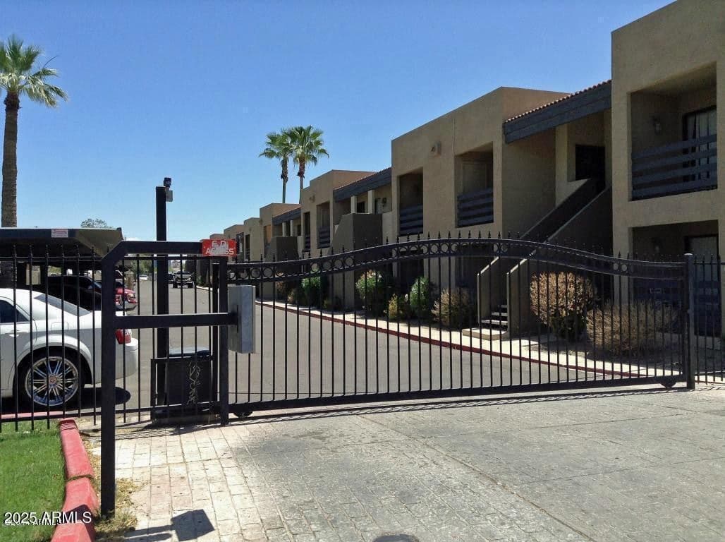 1241 N 48th Street Apt 114, Phoenix, AZ 85008 — photo 1 of 18