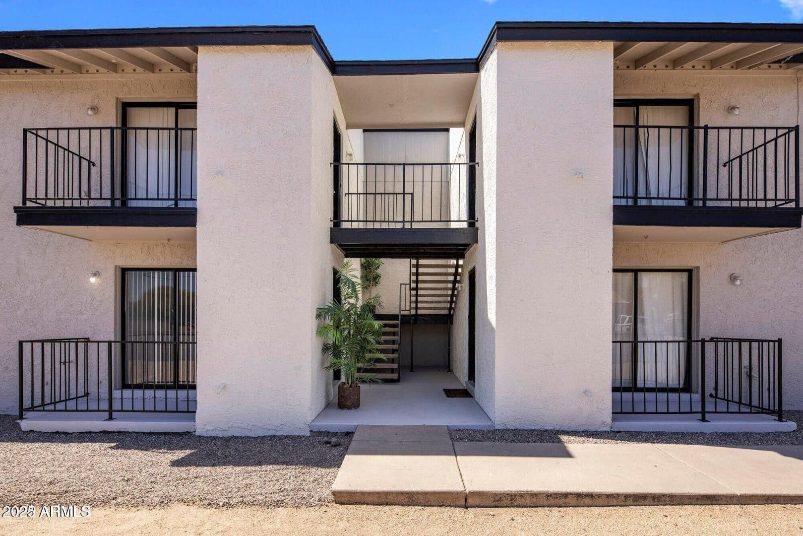 3823 N 23rd Drive, Phoenix, AZ 85015 — photo 1 of 16