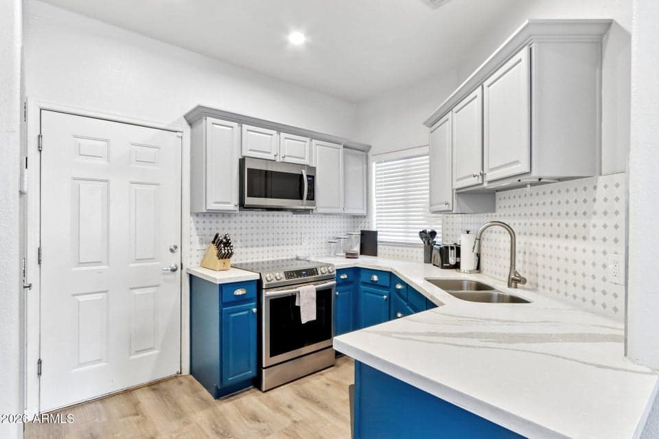 5400 S HARDY Drive 113, Tempe, AZ 85283 — photo 1 of 44