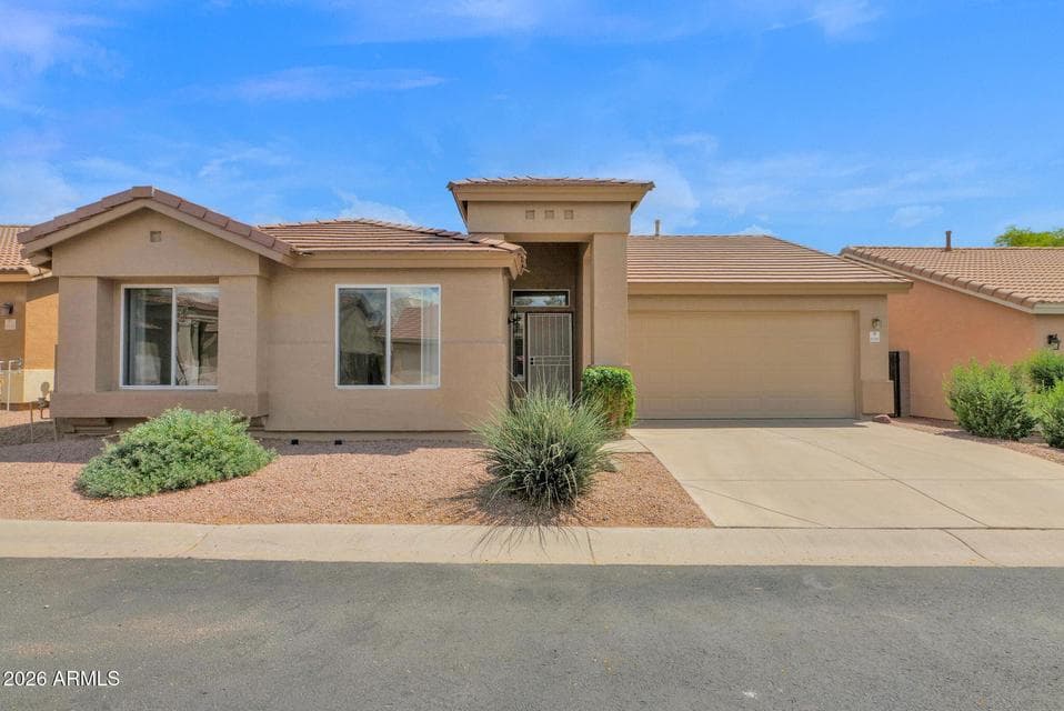 Lovely NE Mesa 3 bedroom, 2 bath, 2 car garage home for sale!