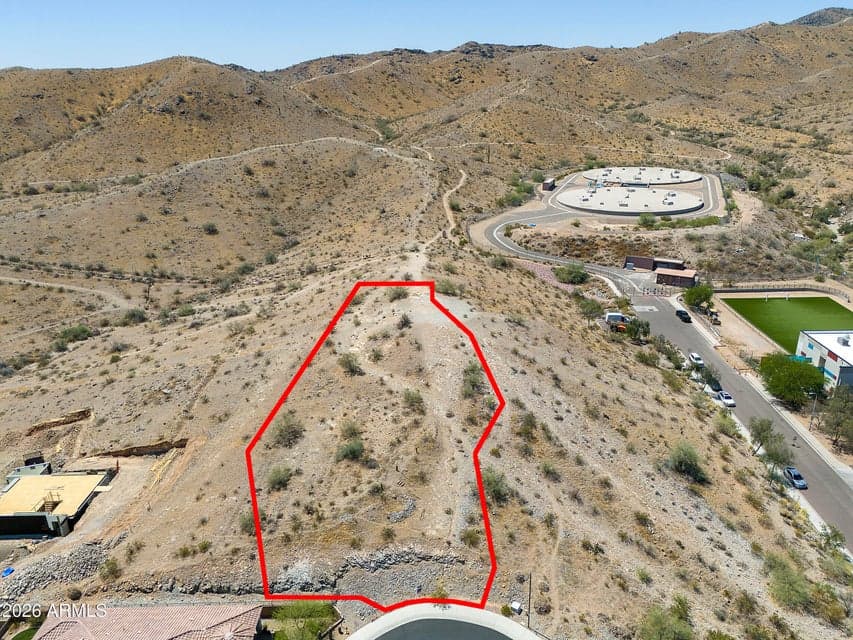 Rare cul-de-sac lot in the exclusive gated community of Legacy Mountain Villas.