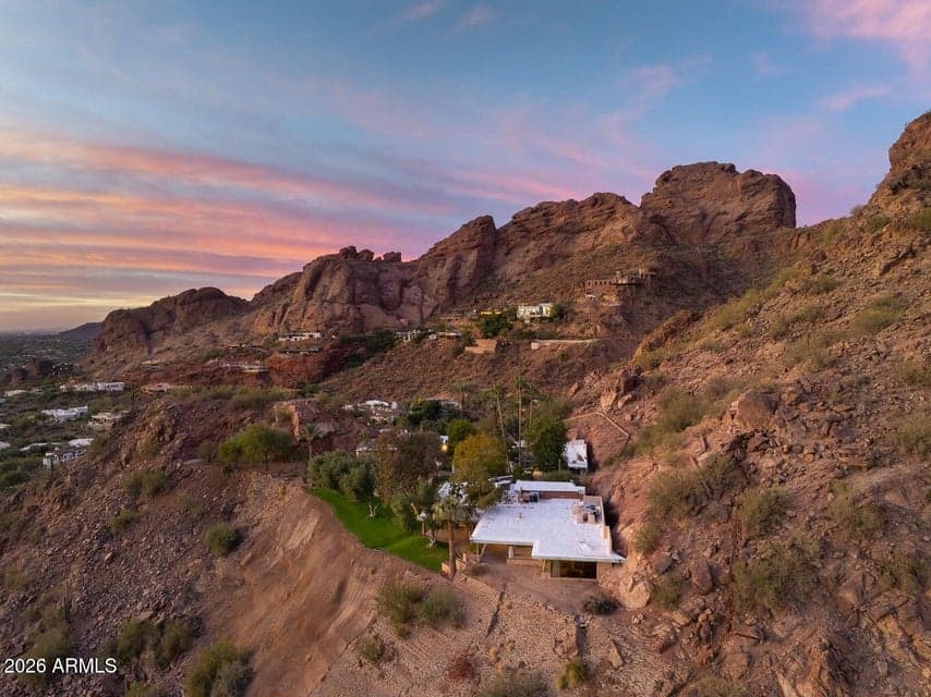 5500 N DROMEDARY Road V, Phoenix, AZ 85018 — photo 1 of 54