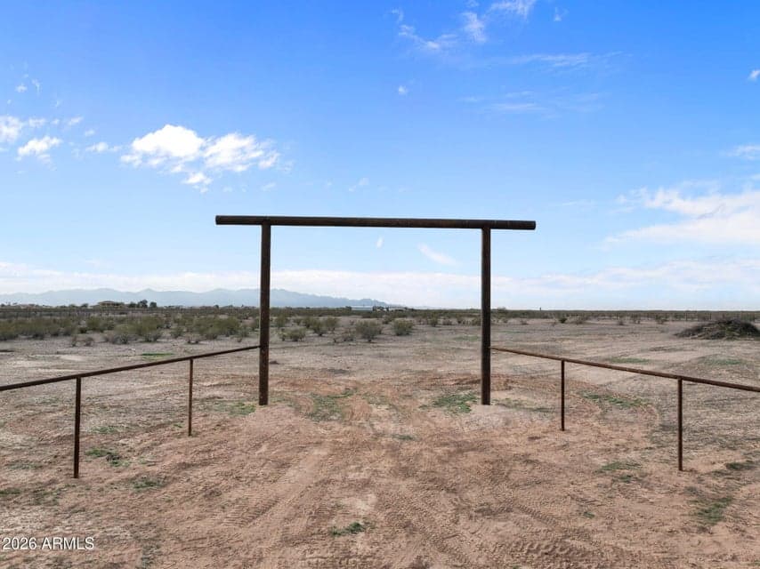 30700 N 259th Avenue -, Wittmann, AZ 85361 — photo 1 of 10