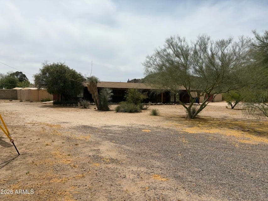 Front View driveway