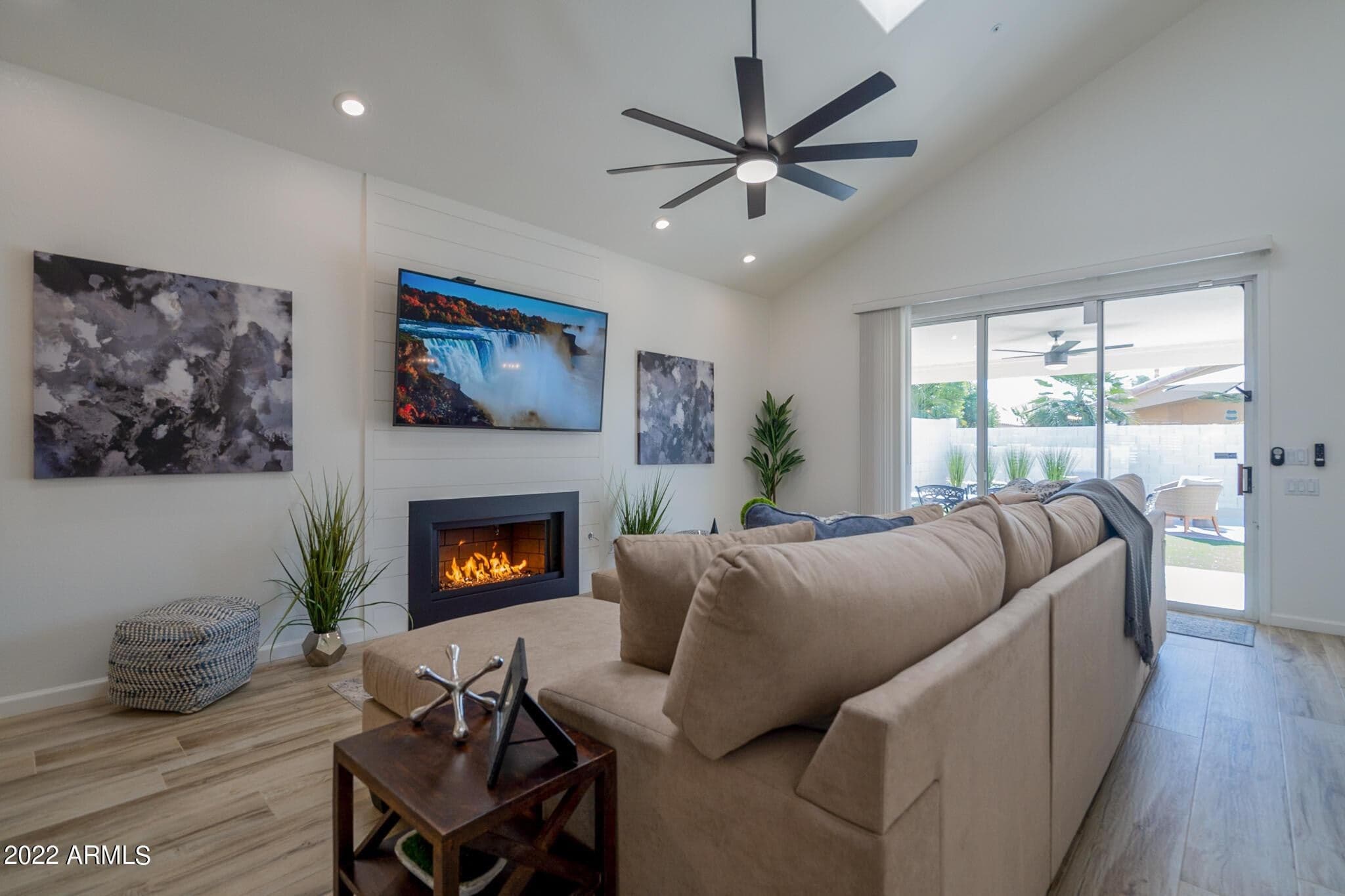 Smart TV + Gas Fireplace